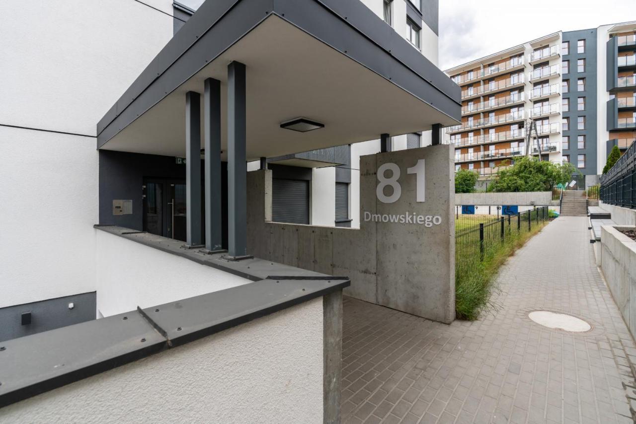 Apartments With Garden Dmowskiego 81 By Noclegi Renters Poznan Exterior photo